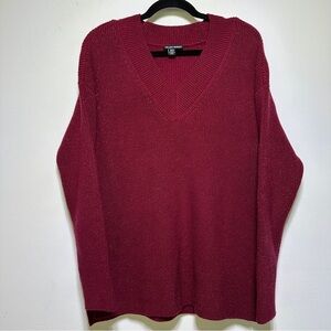 Hilary Radley Burgundy Shimmer Knit V Neck Sweater Lightweight Pullover Size M